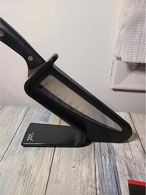 Ontel EverBlade Self Sharpening Professional Chef Knife with Knife Block